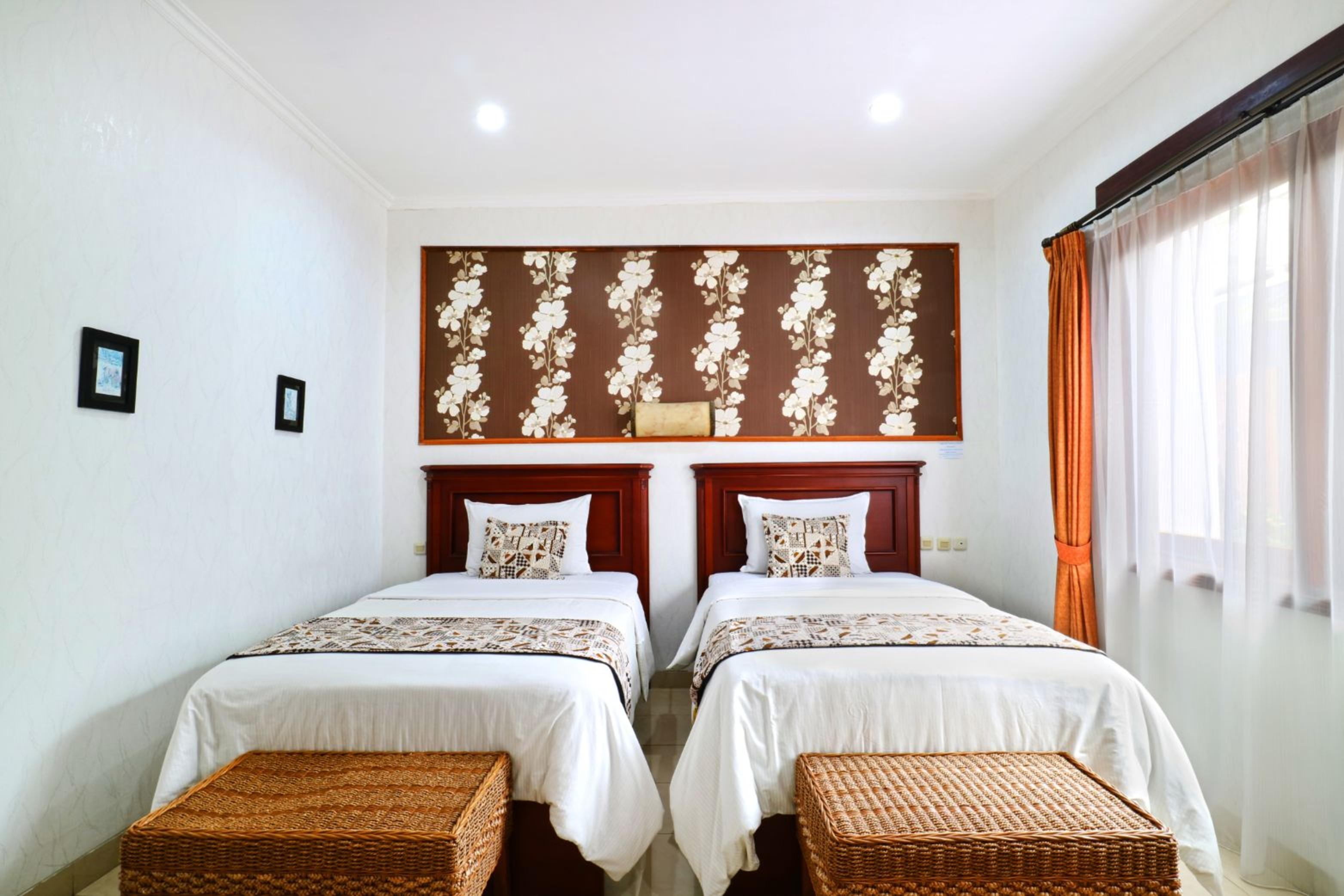 Venetys Wisma tamu 2*
